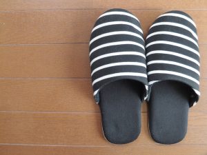 長時間のフライトや旅行先でも使えるCAおすすめの便利シューズ