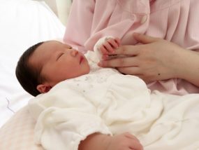 ヨーロッパ在住の元CAによる「ドイツでの妊娠・出産体験記」~Vol.2陣痛開始から水中出産まで~