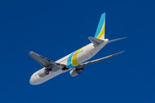 客室乗務員の役割と飛行機以外でCAが活躍しているフィールドとは?